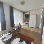 Hotel свети никола 3*
