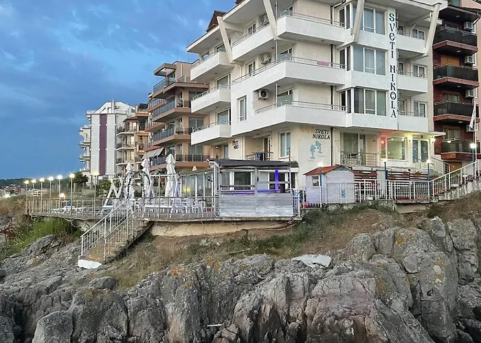 свети никола Отель